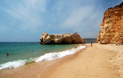 Praia da Rocha holidays